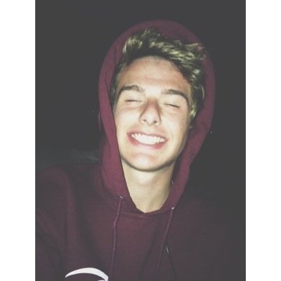 FOLLOW @SDKDILLON AND RT FOR A DM ------