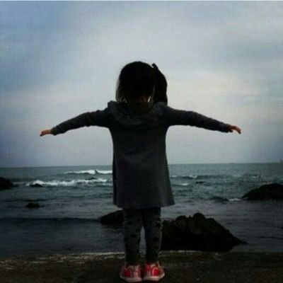 ‏‏‏‏‏‏‏‏‏‏‏لا يتواضع الا من كان واثقًا بنفسه ولا يتكبر الا من كان عالمًا بنقصه .. ツ                                                  ☆الأنستقرام : rnoo__1110☆