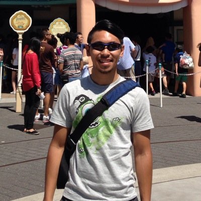 Super Dad, football enthusiast and Mobile Product Designer from Kuala Lumpur, Malaysia.