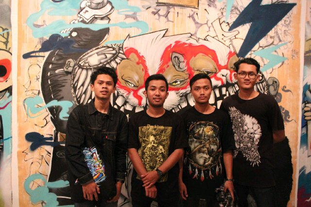 BALLAD FROM DARKNESS merch | STREET ART CREW | Ekonomi Manajemen UMS'11 | Patuhilah Nasihat Orang tua