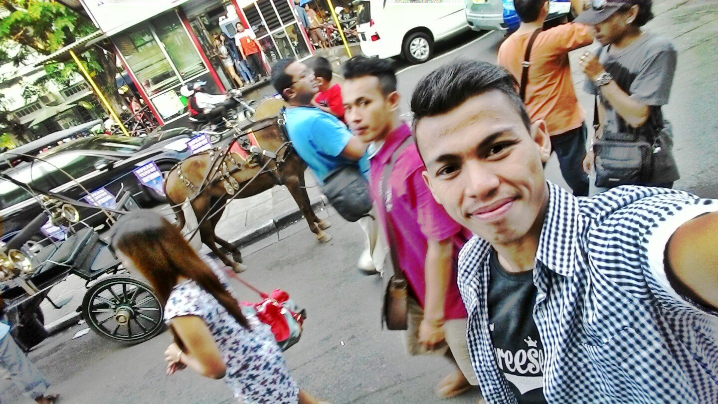 Jeete15's profile picture. selalu berusaha agar mimpi jadi kenyataan