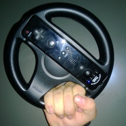 Só quem jogou Mario kart sabe a alegria/raiva de lançar/receber um casco azul voador explosivo e teleguiado