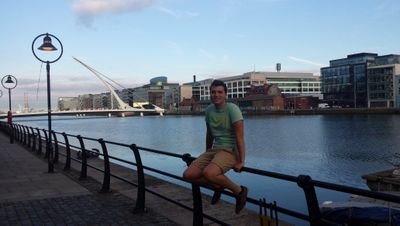 jordi ;19 años. Grao. au pair en nottimgham y TCP . dejar a un lado las preocupaciones; y a vivir la vida. #montañasrusas.