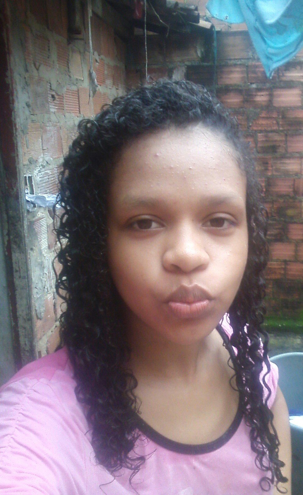 Eu:Adlin Francielly . Idade:16 anos Signo:Sagitário.Fruta Preferida:Manga verde.Cor preferida:Preta pois representa a vida.