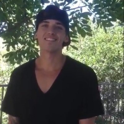 sombrerobeau's profile picture. @nachojai1