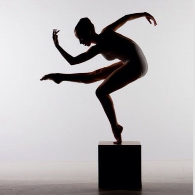 Us0Jon4gaxtSsZC's profile picture. Your average dancer.