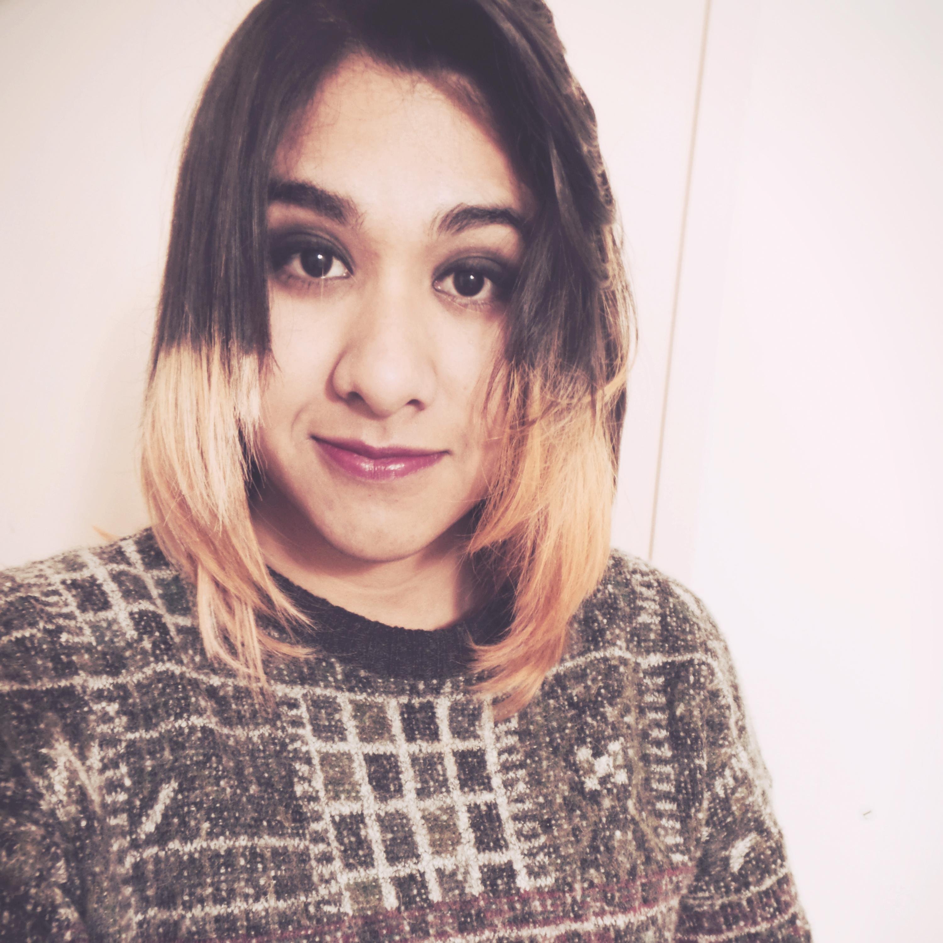 Hola, soy Sophia. 17 años. La Serena, Chile. Música, Cine, Arte.
