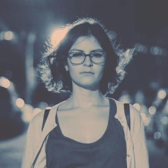Artista autodidácta con una postura de paz y amor / no-bullshit !