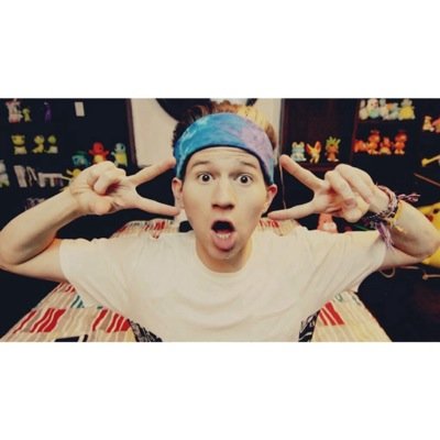 O2LRickysWeave's profile picture. Fun fact i was born on the same day as o2l just 14 years before!