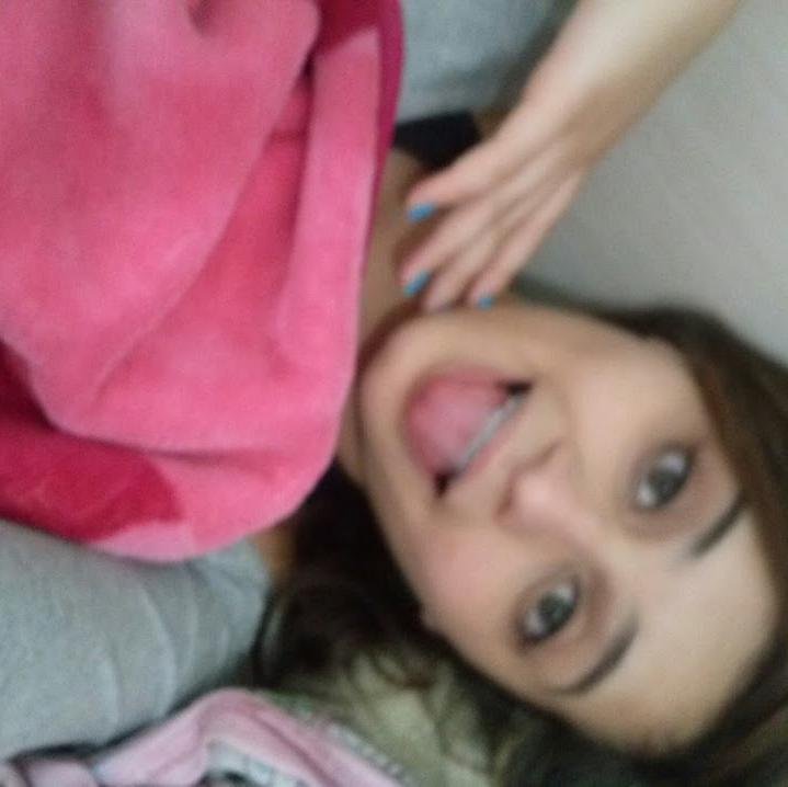 Solteira, 16 anos, Estudante, Futura atriz e dançarina  , do Signo de sagitario' ,,, 
# Eu posso te fazer feliz só depende de você ;)