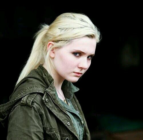 Just the little sister of @FervidVixen_ and @JesseBennettRP My partner in crime: @RebelliousBell.