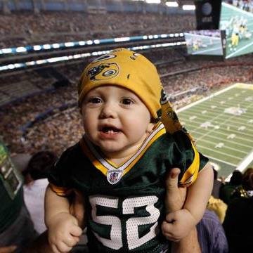 we are selling NFL ,NBA ,NHL ,MLB ,NCAA jerseys  .Here u can get ur indeed items with affordable price. Welcome my shop here: http://t.co/YDOzyAttnq