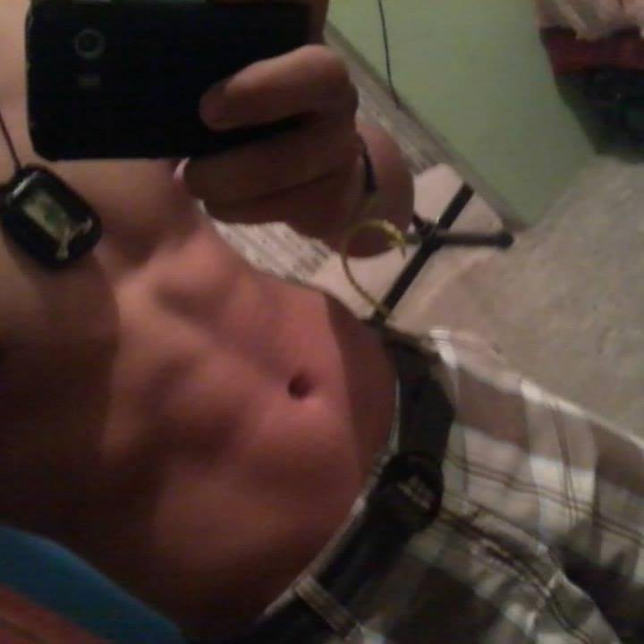 AngelaR59702861's profile picture. I LOVE JUSTIN BIEBER:3