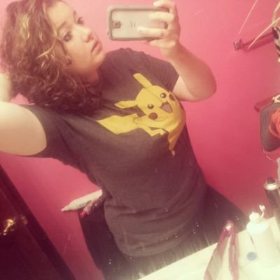 I'm a Poke'mon Master. Taylor/18 I love music and animals. Be yourself don't be something you're not. c: