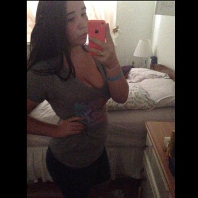 KellBear_823's profile picture. 