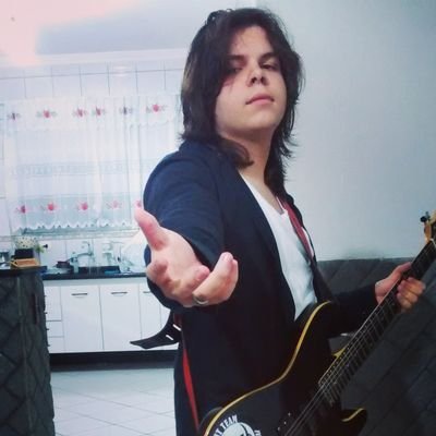 Lolzero, guitarrero, jota roquero e BA DUM TISS