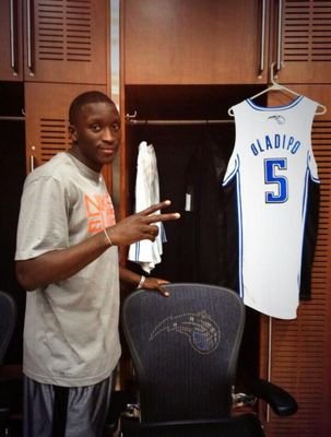 FakeOladipo's profile picture. Am the GOAT
Am better than MJ
I'm not the real Victor Oladipo
