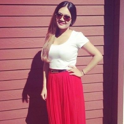 Hija unica, Malcriada, amante de la comida Chatarra.. Olimpista! Estudiante de Derecho, Enamorada de mis sobris ❤