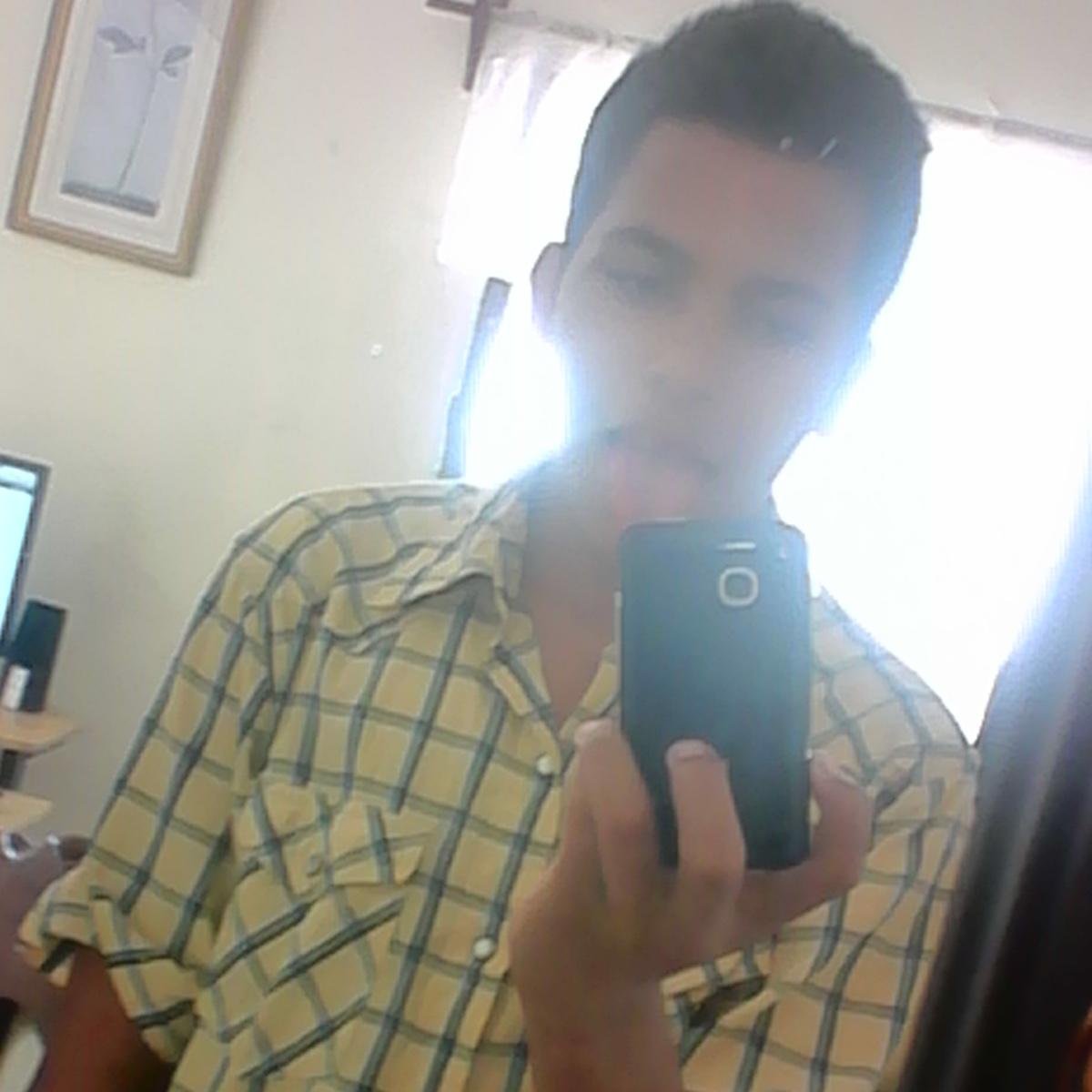 DIσδ| I ♡ Mσmι | Tengo 17 ∞ |Dominicano| BFF:@madellinenaomi @ImaraD ∞ 9.11| Futuro  Electronico| One Direction |  | Lady Gaga | A&A ♥| 02-05-1997 Nacimiento