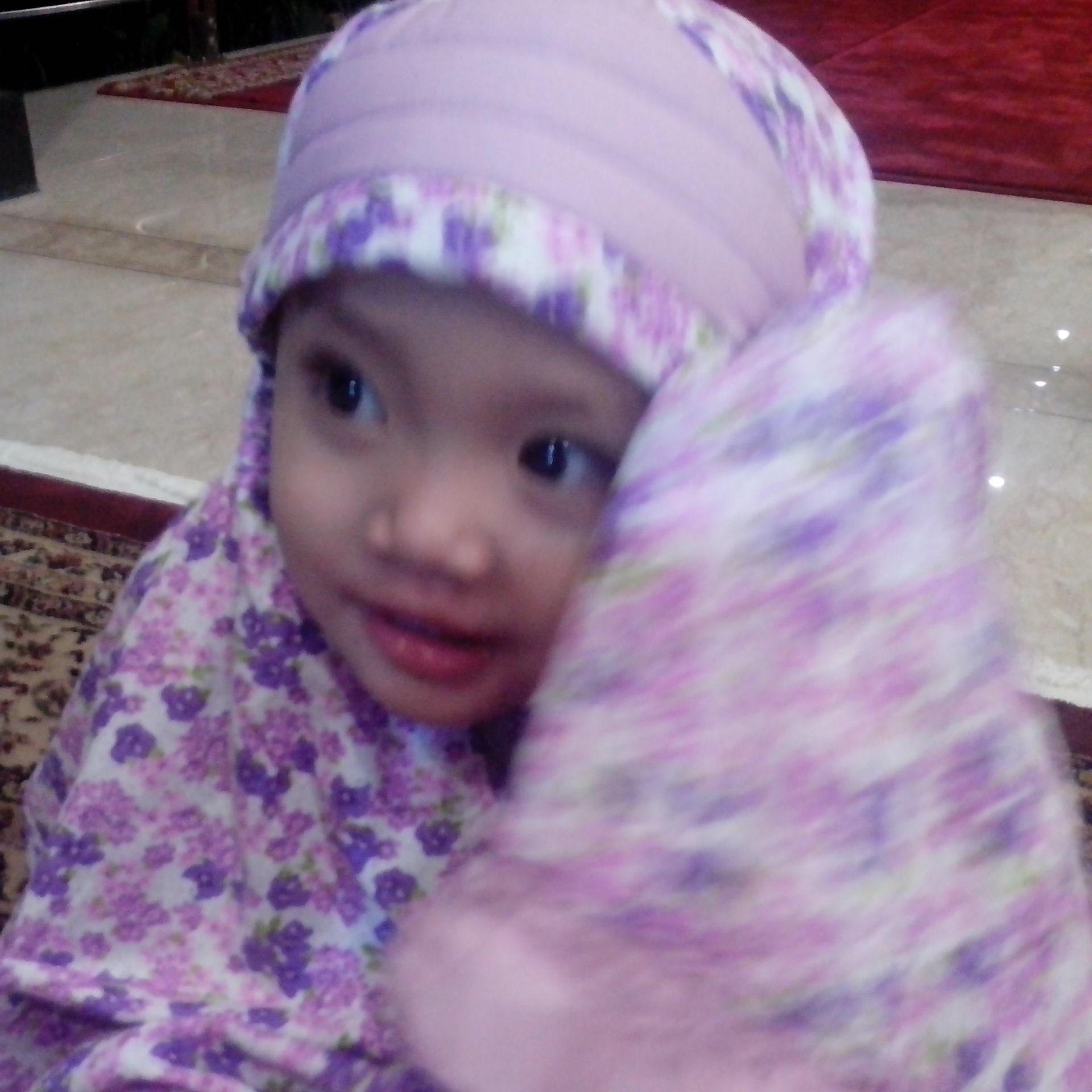 ervina2212's profile picture. Be a wife and good mom :)