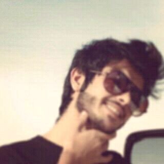صغيره في السن لكن بطمووح كبير..
هلاليية الهوئ ..
inst:amoool_51
ask:amoooll305