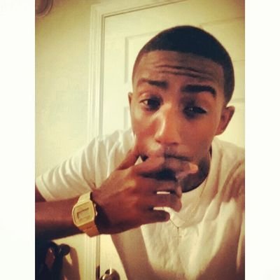 #teamUSM #teamdarkskin, #teamheat #teamthuggn #teameagles IG:slimnotshady .. I'm made nigga who came frm nun n want erthang..