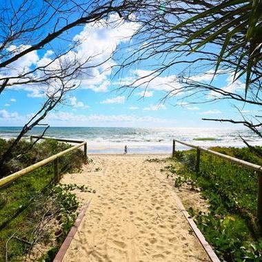 Great Gold Coast holiday accommodation at affordable prices. Close to theme parks and coast holiday attractions. Check our website for rates and specials.