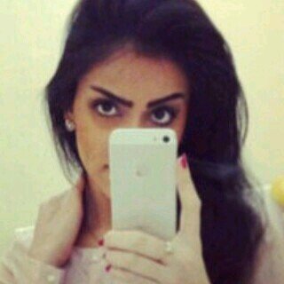 احتويني