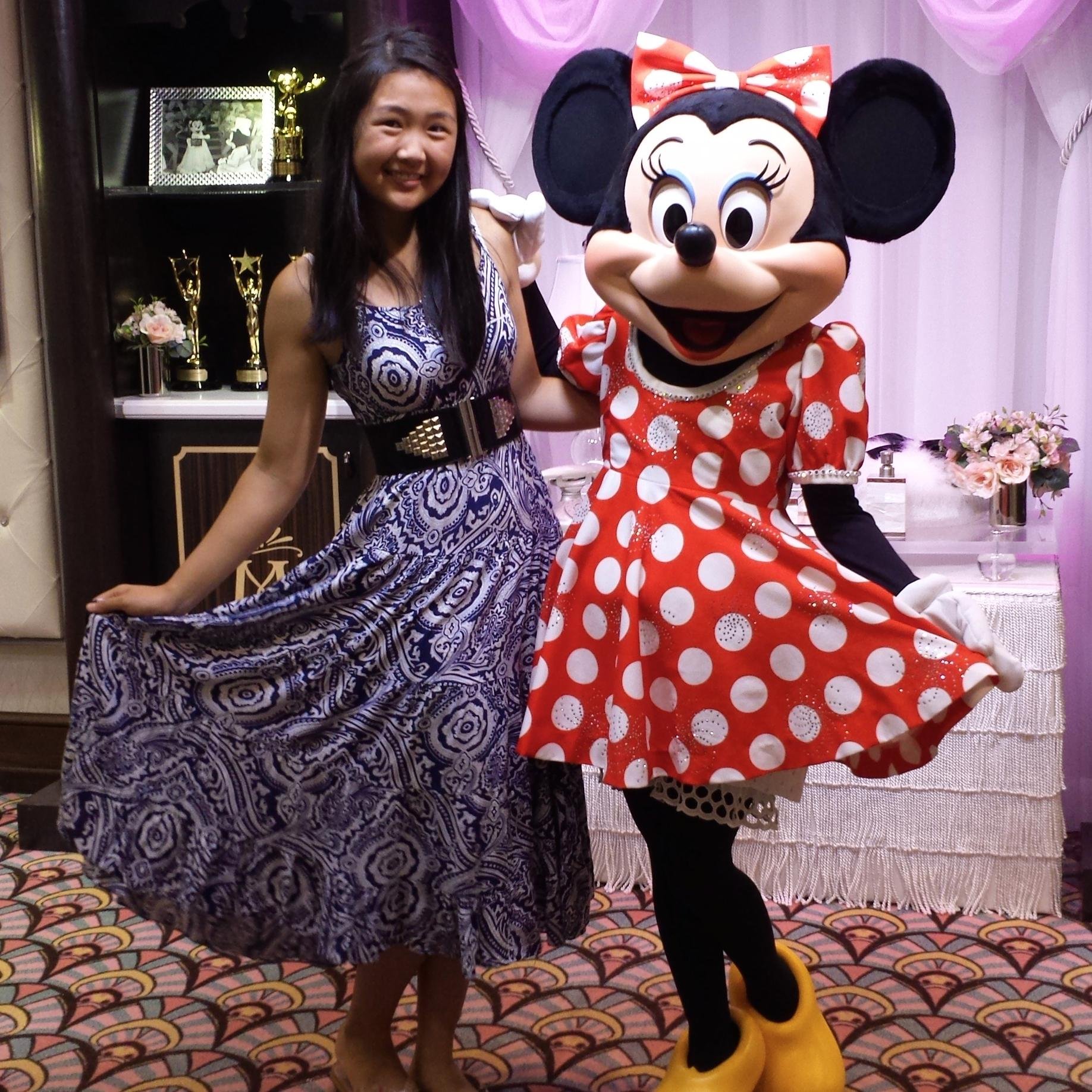 HelenMartinez3's profile picture. eat, sleep, study, exercise, pray