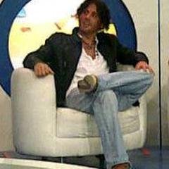 Recordar viejos tiempos y reírse de las locuras que hacías con tus amigos.