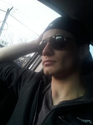 jmcleod855's profile picture. 22 year old horny top vers looking for other young guys/twinks. http://t.co/qtcx19wzV1.gigs.