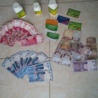Pernah jatuh, dan bangkit kembali,...bahkan harus mengulang kembali dari 0,....untuk IMPIAN sang ISTRI TERCINTA (Dian)