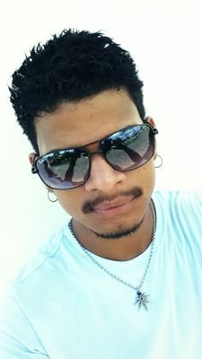 Buscando um novo rumo que faça sentindo nesse mundo louco! - Instagram: @laafadias2