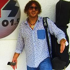 A veces lo único que necesitas es un buen abrazo y la sonrisa de esa persona.