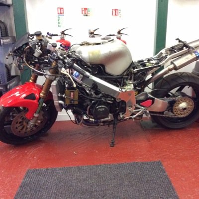 FastlineParts's profile picture. 