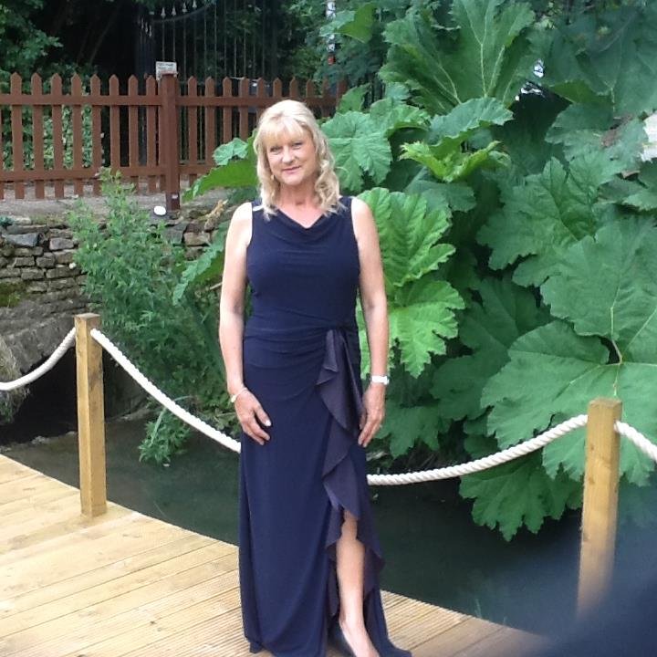 JuliaAnderson5's profile picture. 