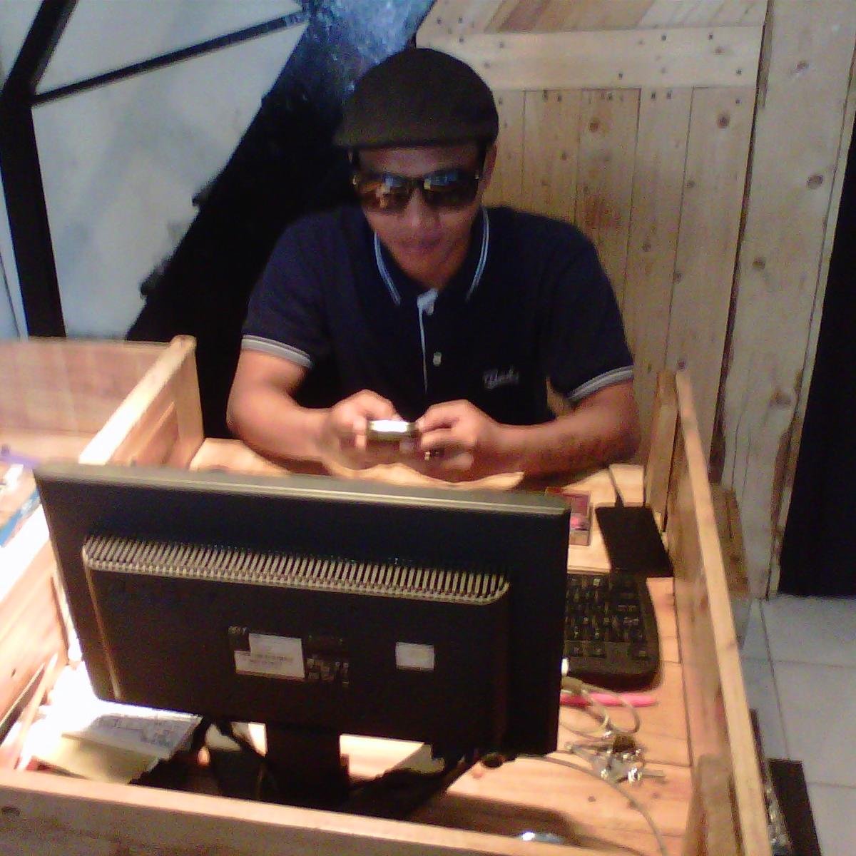 JaitongA's profile picture. work hard and strive towards success was me