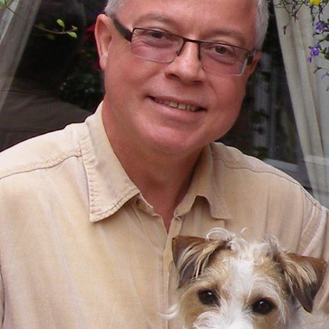 Michael Bowman is an auctioneer & valuer of fine art & jewellery. He has been holding nationally advertised sales at Chudleigh Town Hall in Devon since 1986