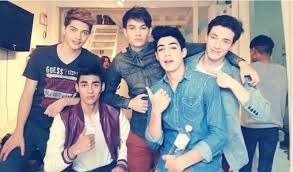 HOLA COMO ESTAN?? ESPERO QUE BIEN TENIA TIEMPO QUE ENTRABA A TWITTER!! PERO YA ESTOY DE REGRESO CODERS