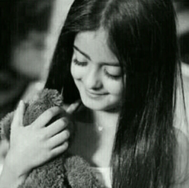 ماهمني ​وش تظن ا̄ﻟﮨﺷڕ فيني ♥ . . . لأن كلٍاً يرى ﺂ̲ﻟﻧﺂ̲سّ بعين طبعه
