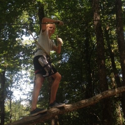 merlinos12's profile picture. 