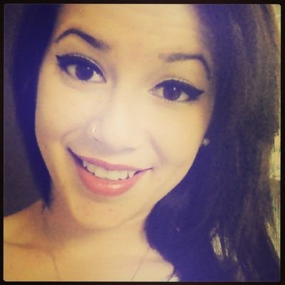 Não se perca. Não se esqueça. Viver bem é a melhor vingança.
http://t.co/oEo9c741