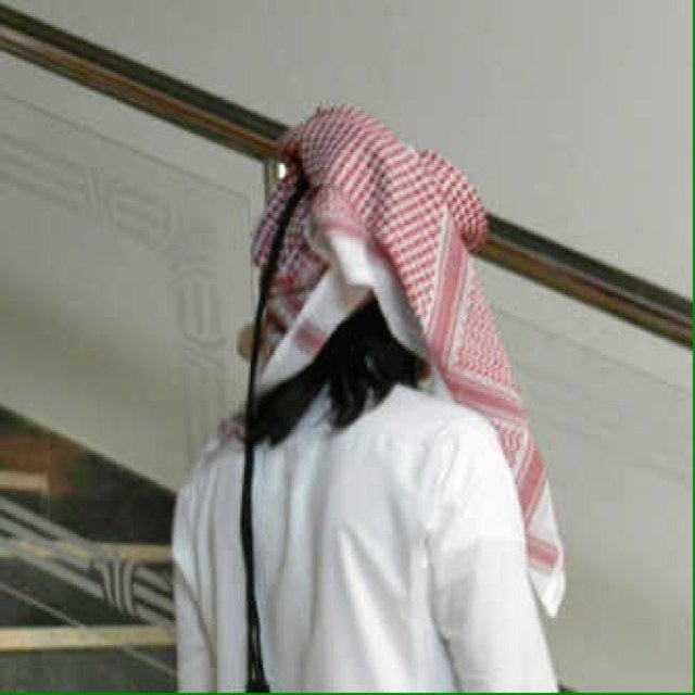 (حبك سكن قلبي ولا لك منافس / الا غلا برقا وفوقه غلا روق) ( عفيف ).          PIN74585940