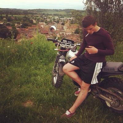 RaphalCandelon's profile picture. Instagram : raphaelcandelon Facebook : Raphaël Candelon. Play a bit of rugby. ❤ XXVII ! XV.