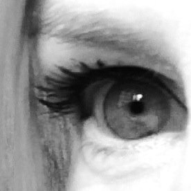 FloDeguen's profile picture. Journaliste (ex Le Parisien), rédactrice en chef de @Michel_laRevue formatrice (Cfpj), auteure et débusqueuse de secrets de famille