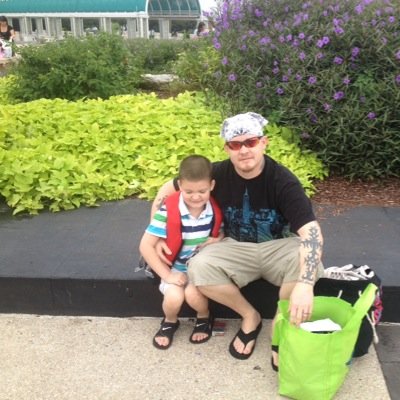 Ris3AgaInstU's profile picture. 