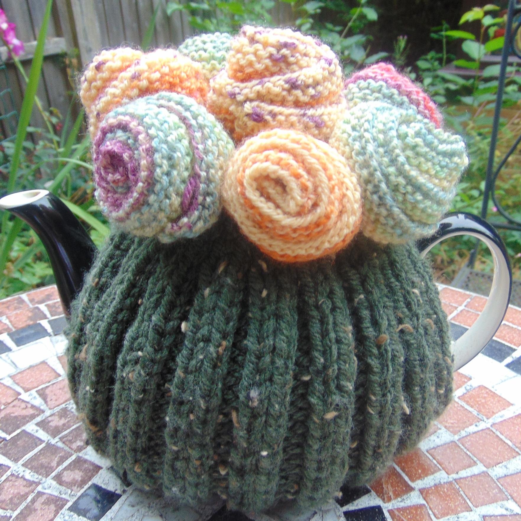 Hand knitter,  with a passion for yarn Love drinking tea. Find me on Etsy and Folksy :)
