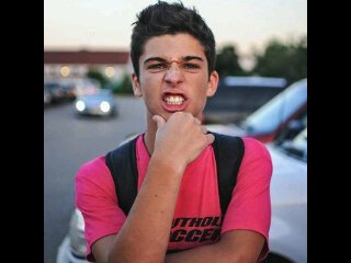 Please,.I know this is annoying but can you follow @Silvia_Garcia_?  She is trying to reach her goal