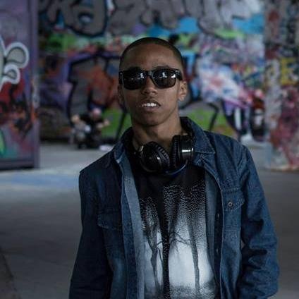 FlaresTheSpirit's profile picture. Actor | MC | Graphic Designer

Live w/ Breaking Sound @ The Workshop, Shoreditch
REVEALED - OUT NOW

Enquiries: FlaresTheSpirit@Gmail.com