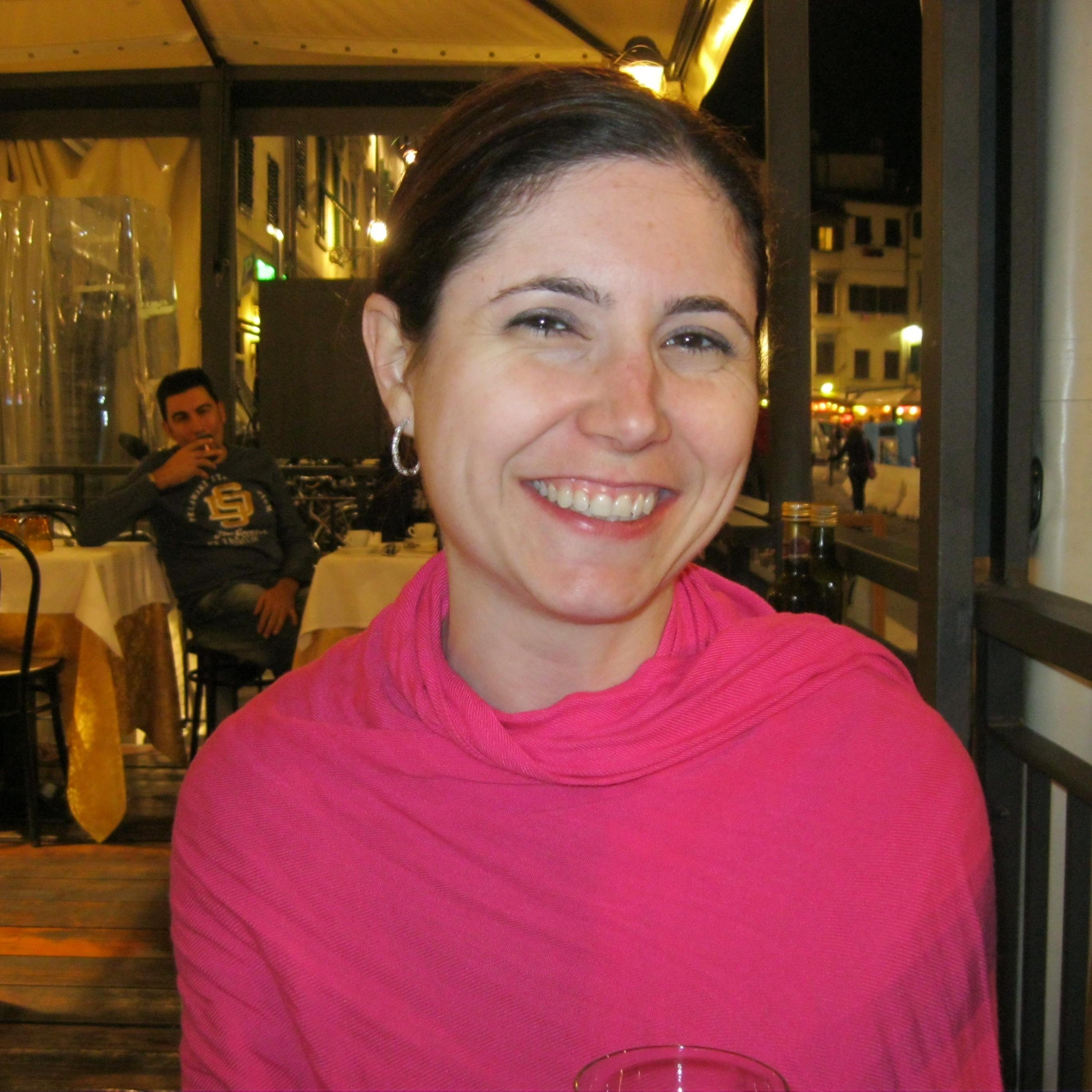 Thyroid cancer survivor, mom of 2 post-RPL, writer and editor, transplanted Bostonian, Red Sox fan, beagle rescuer, sometimes runner.